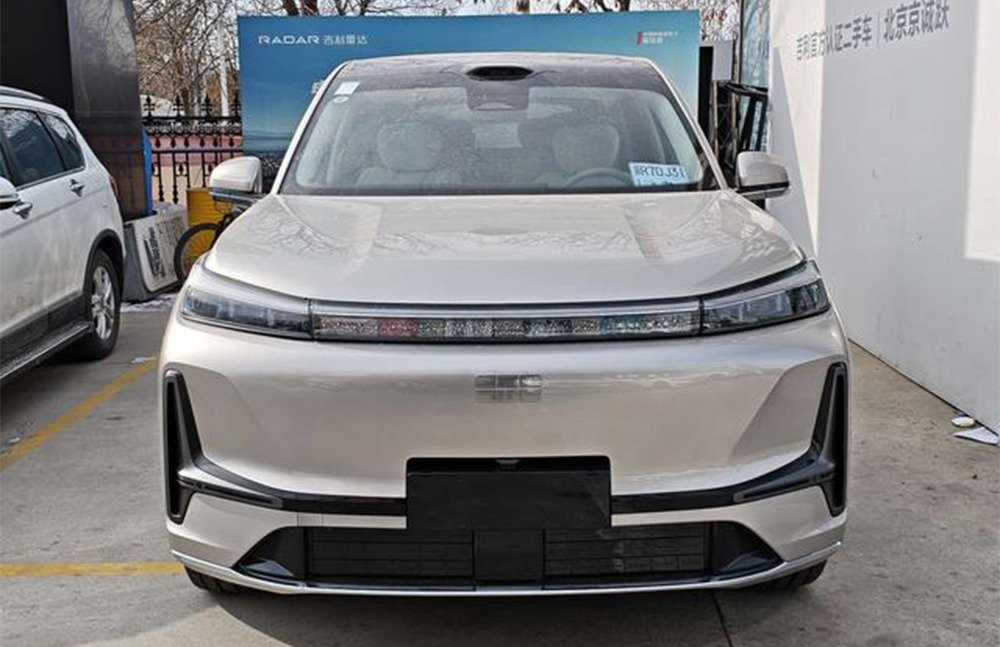 imgi_2_Geely Galaxy M9 6 Geely Galaxy M9 2026 Model 210km 4WD Navigation Edition – Factory Price From China | Chinese Ev Cars in Egypt - Image 1