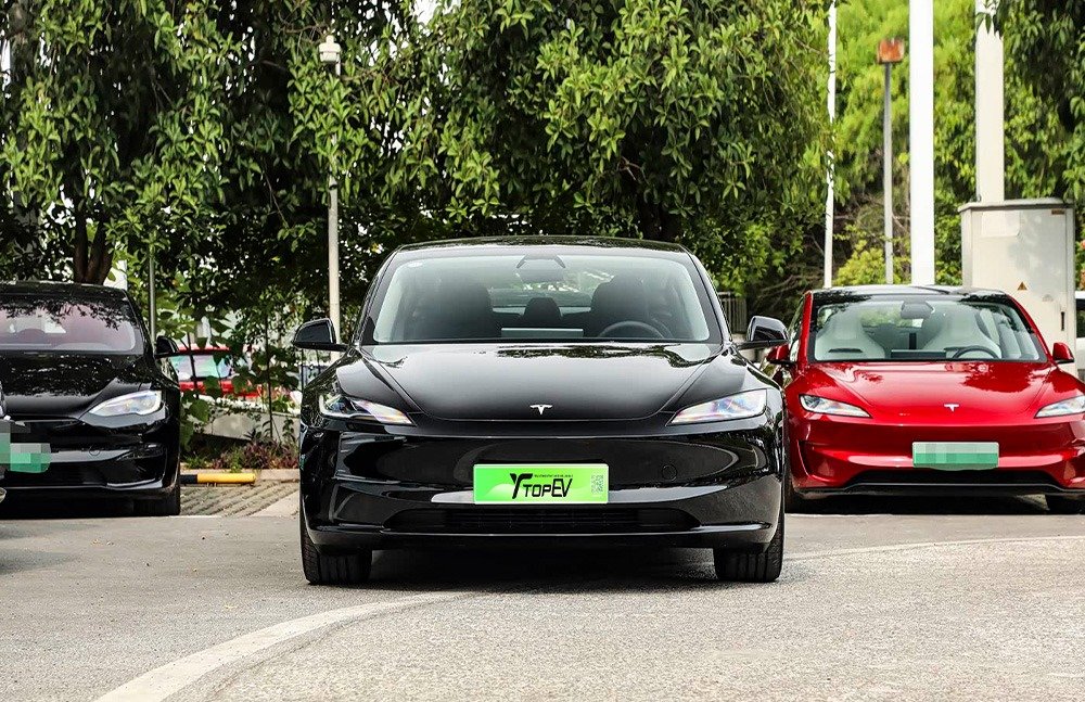 imgi_3_1_3(10) (1) 2026 Tesla Model 3 – China Export Vehicle | Chinese Ev Cars in Egypt - Image 1
