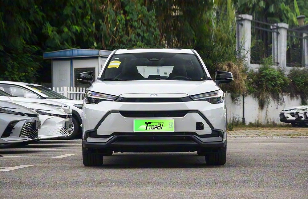 imgi_3_1_3(21) Toyota Frontlander 2026 2.0L – China Export Vehicle | Chinese Ev Cars in Egypt - Image 1