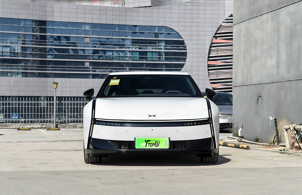 imgi_3_1_3(91) Xpeng P7 2026 – Factory Price From China | Chinese Ev Cars in Egypt - Image 1