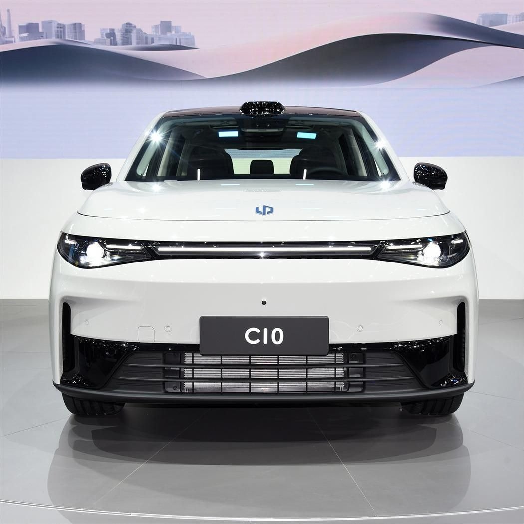 imgi_71_2024-Leapmotor-C10-2WD-5-Seat-New-Energy-Vehicles-Hybrid-Electric-Cars 2026 Leapmotor C10 Comfort Edition Electric Car – Ships Worldwide From China | EVOVED - Image 1