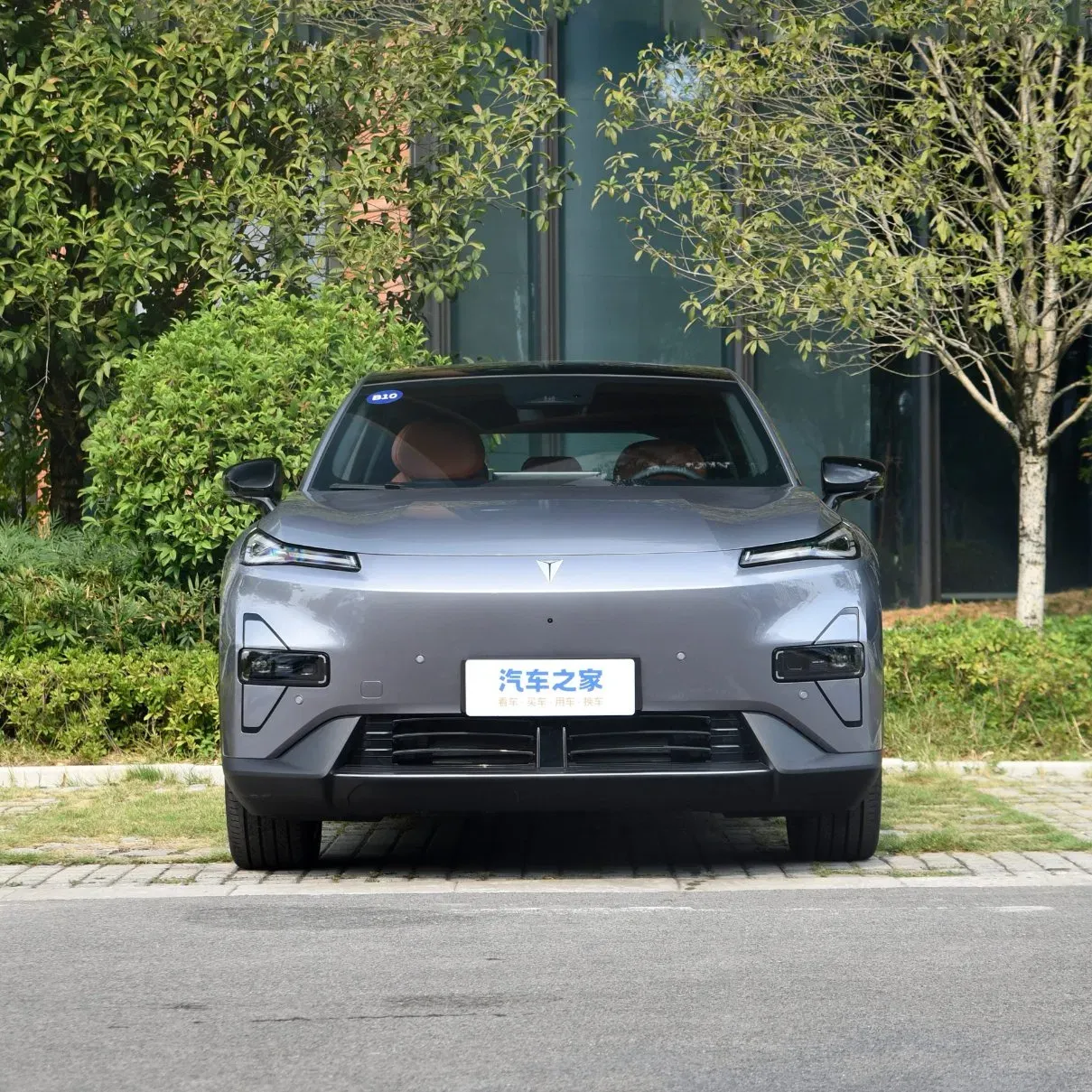 imgi_92_2025-Yesion-New-Changan-Deepal-B 2026 Changan Deepal SL03 New Energy Electric Car – Wholesale Price From China | Chinese Ev Cars in Egypt - Image 1