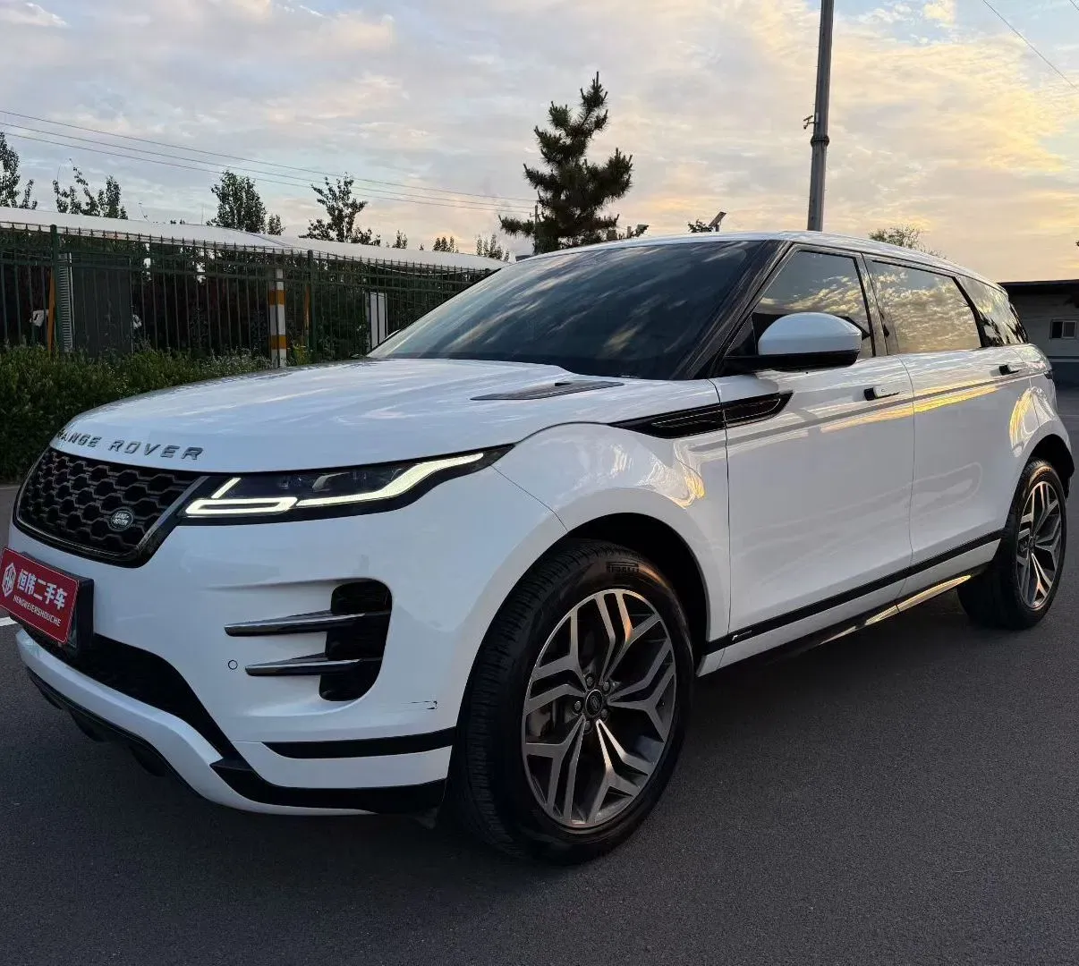 imgi_22_Powerful-Used-Car-2022-Land-Rover-Evoque-L-2-0t-48V-SUV Land-Rover Evoque – For Sale From China | Chinese Ev Cars in Egypt - Image 1