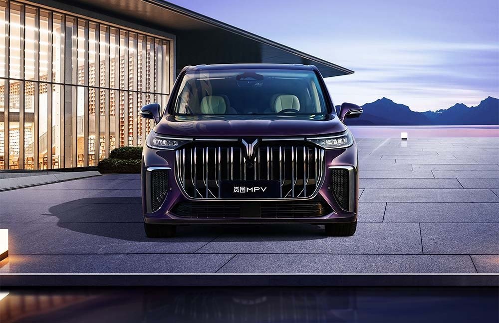 imgi_3_LANTU3 Voyah Dreamer Pure Electric – Ready for Export From China | Chinese Ev Cars in Egypt - Image 1